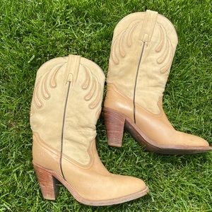 Vintage Frye stacked heel boots